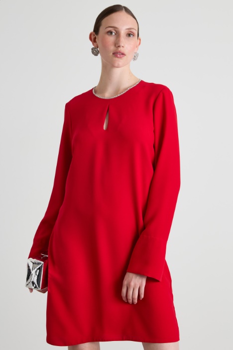 Abito con apertura a goccia