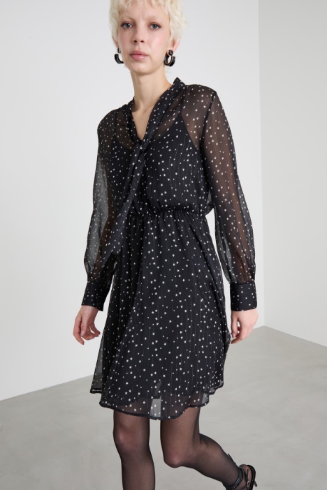 Abito in creponne a fantasia