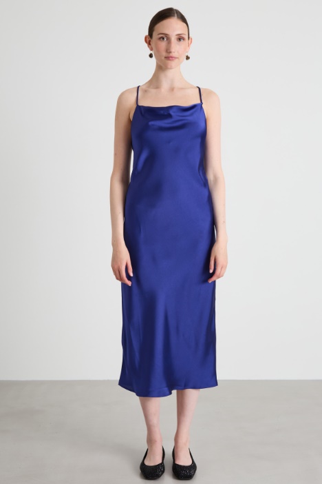 Vestido lencero con drapeado