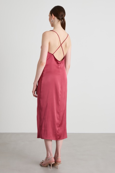 Vestido lencero con drapeado