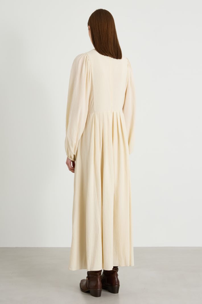 Long crepe dress Intrend - 3