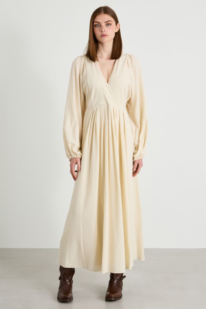 Long crepe dress Intrend - 2