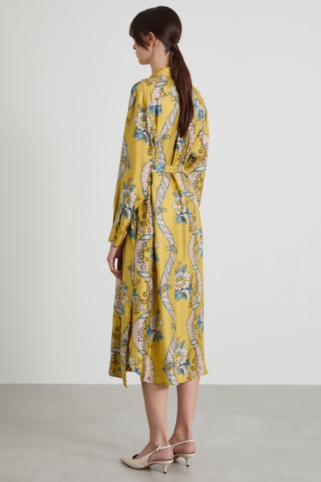 Vestido camisero de seda