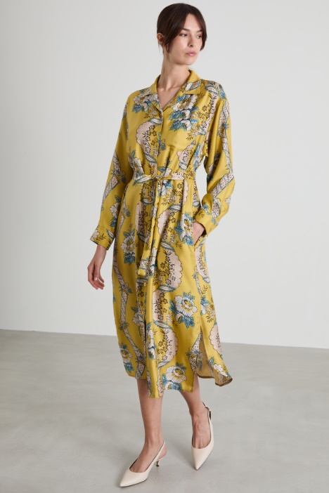 Vestido camisero de seda