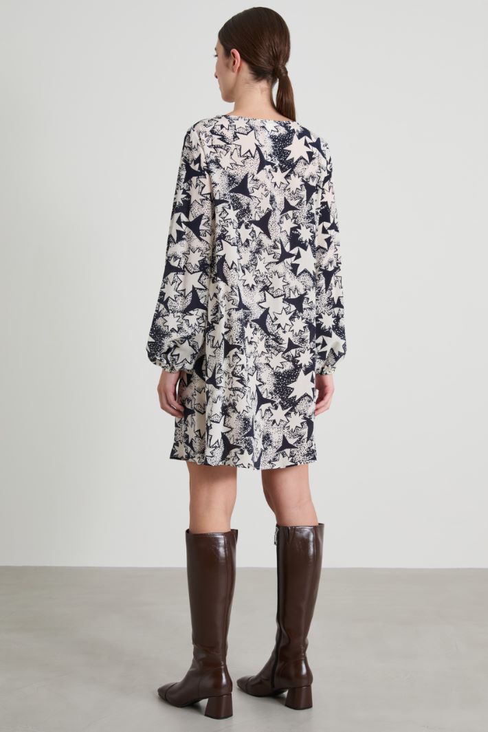 Flowing crepe dress Intrend - 3