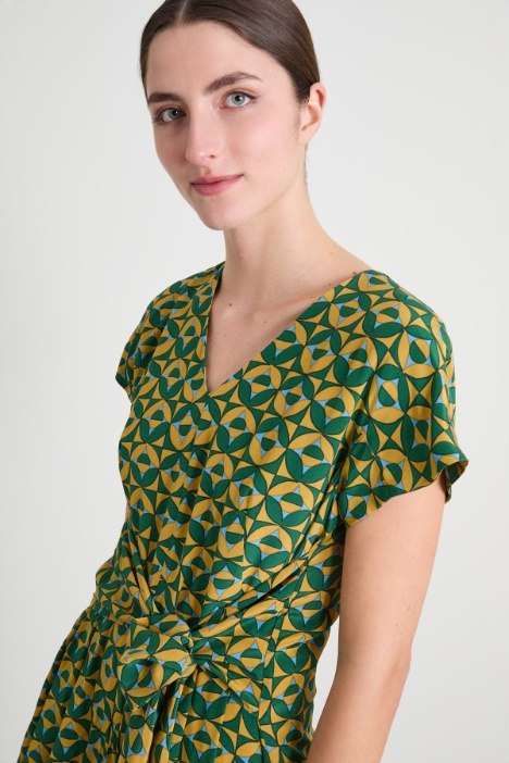 Tuta in crêpe di seta stampata