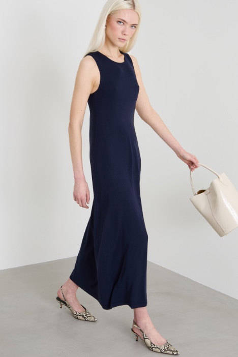 Abito smanicato in maglia