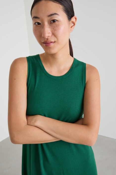 Abito smanicato in maglia