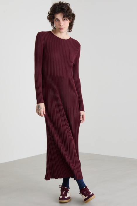 Abito lungo in maglia a coste
