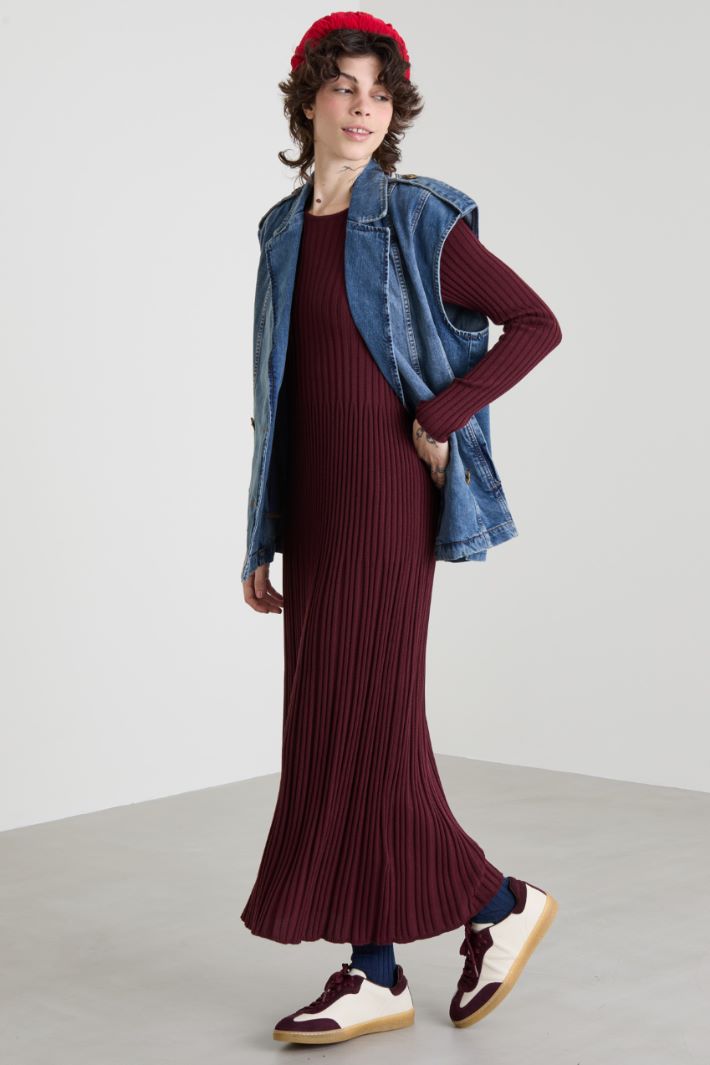 Long ribbed knit dress Intrend