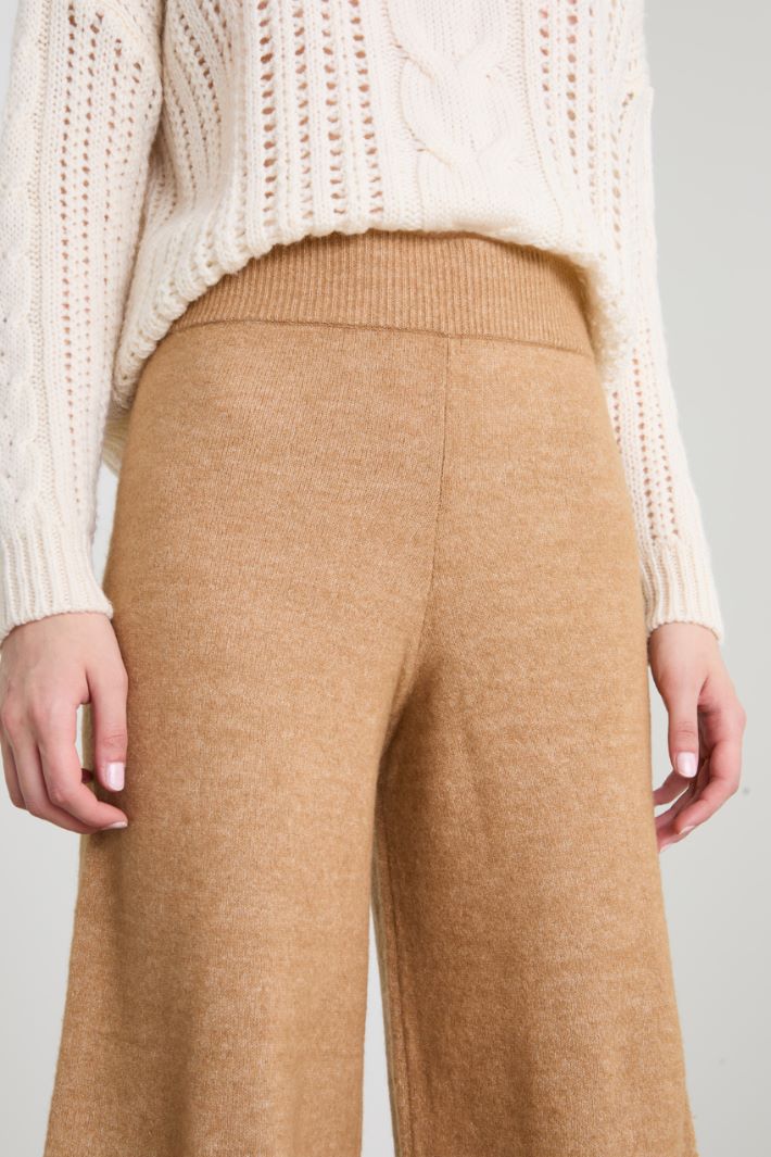 Pantaloni in maglia