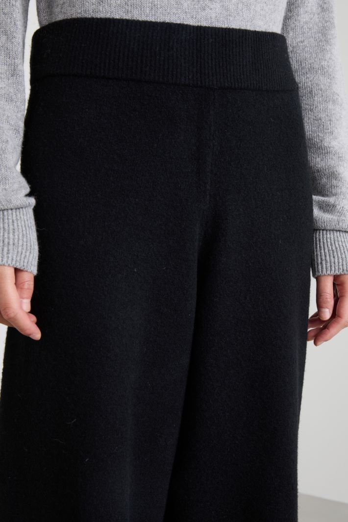 Pantaloni in maglia