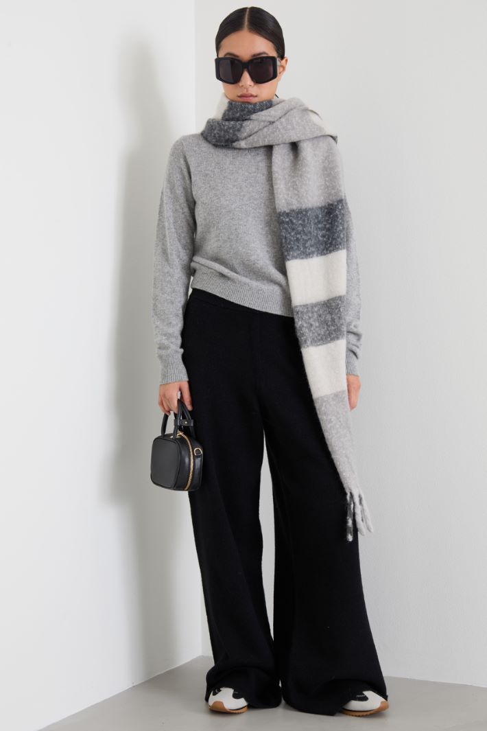 Pantaloni in maglia