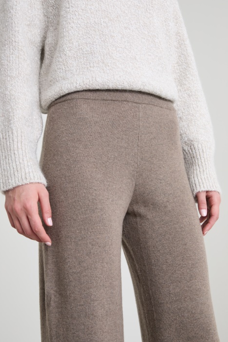 Pantaloni morbido in maglia