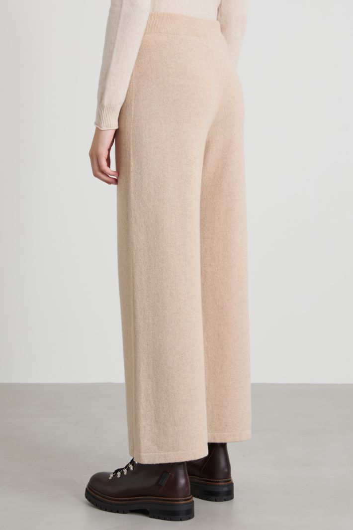 Wide-fit knit fabric trousers Intrend - 3