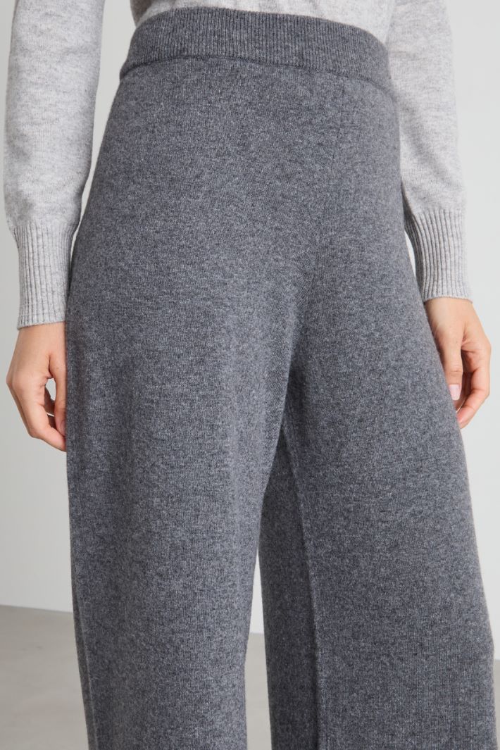 Pantaloni morbido in maglia Intrend - 4