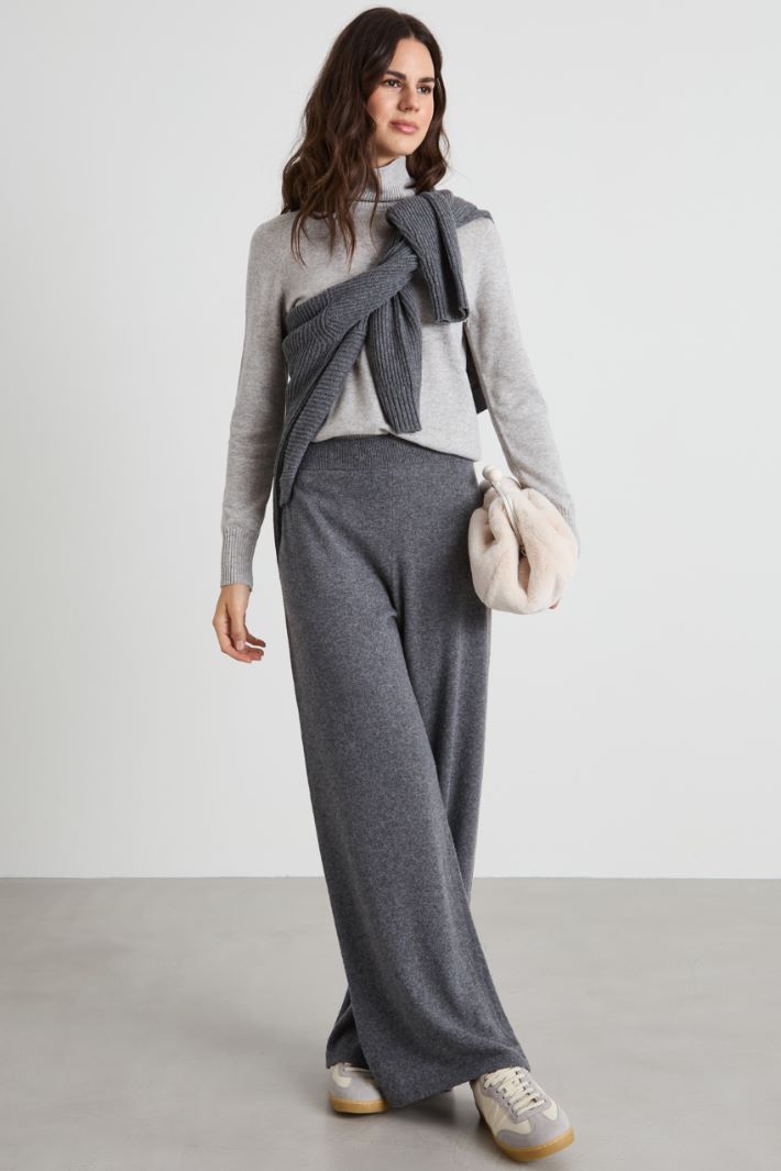 Pantaloni morbido in maglia Intrend