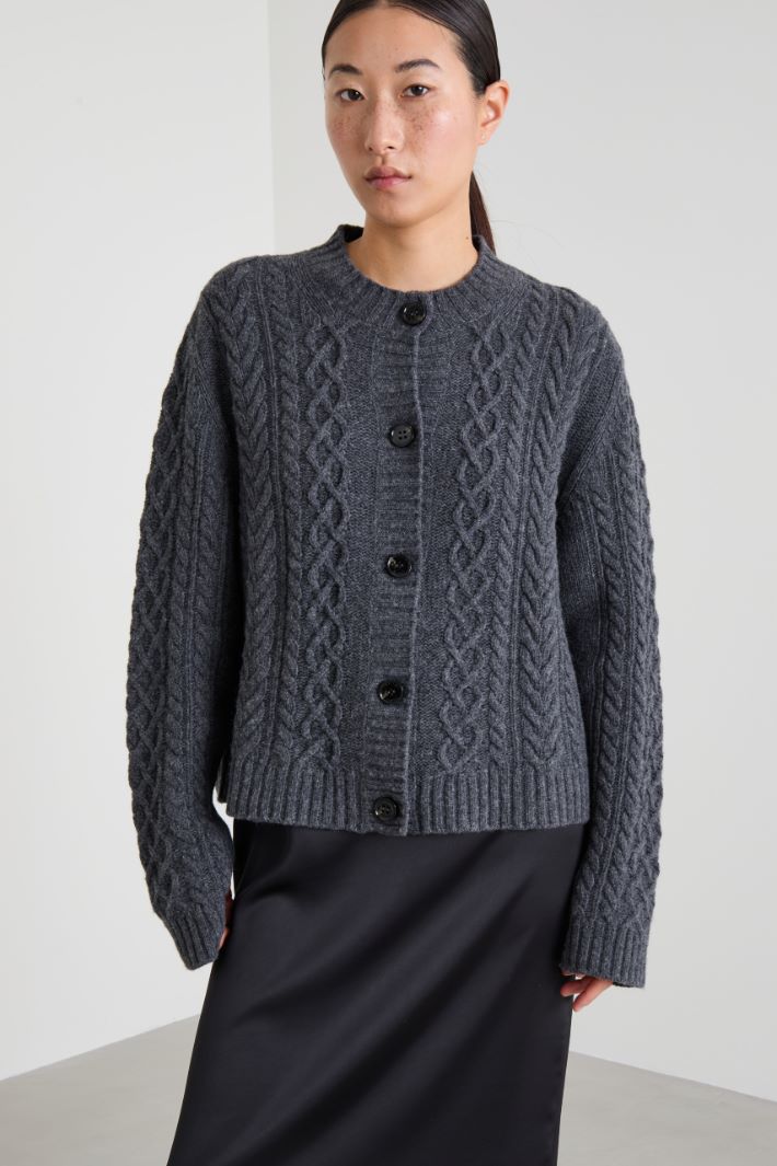 Cable-knit wool cardigan Intrend