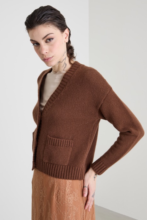 Cardigan in filato di pura lana