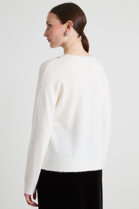 Maglia con cristalli e perle