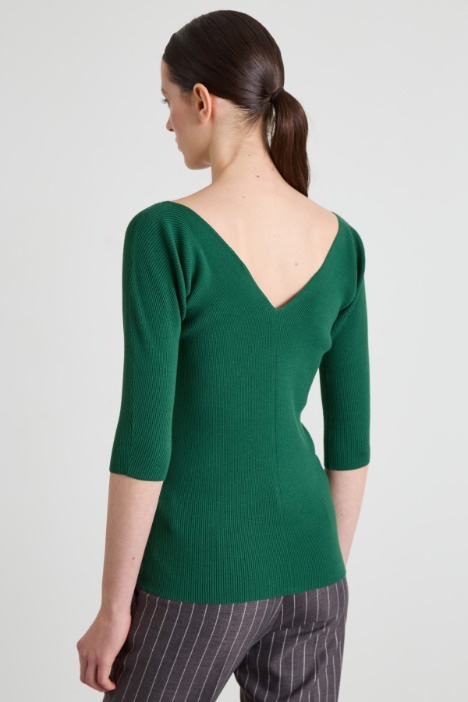 Maglia a V in viscosa a coste
