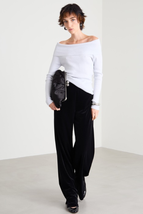 Off-shoulder neck sweater Intrend
