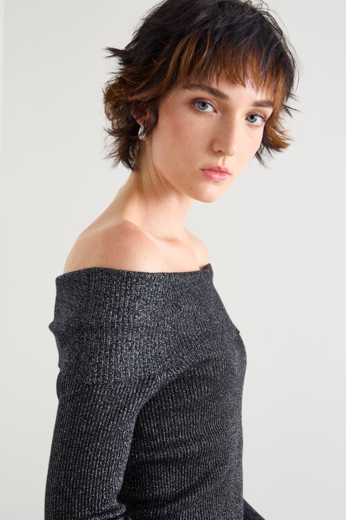 Off-shoulder neck sweater Intrend - 4