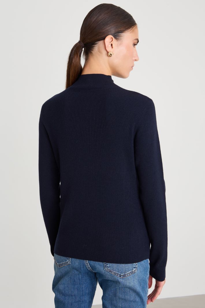 Slim-fit ribbed wool sweater Intrend - 2