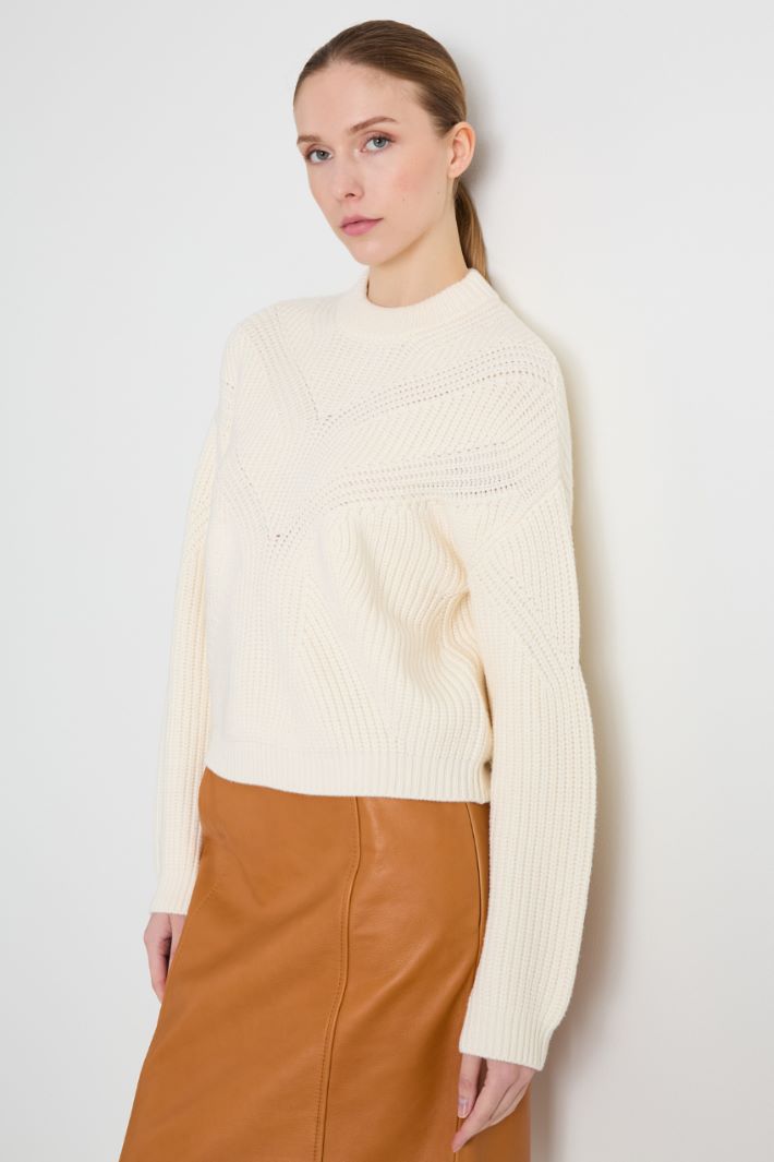 Ribbed sweater Intrend