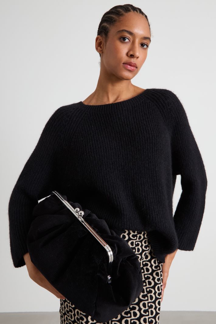 Mohair yarn sweater Intrend