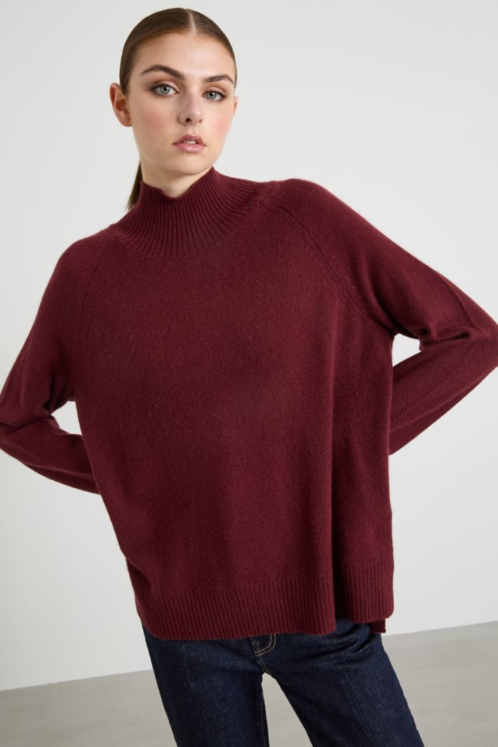 Cashmere yarn polo-neck sweater Intrend