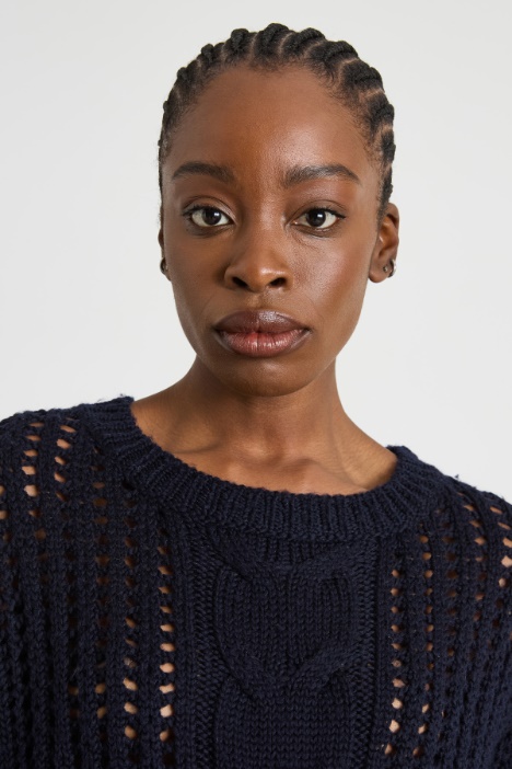 Maglia in lana traforata