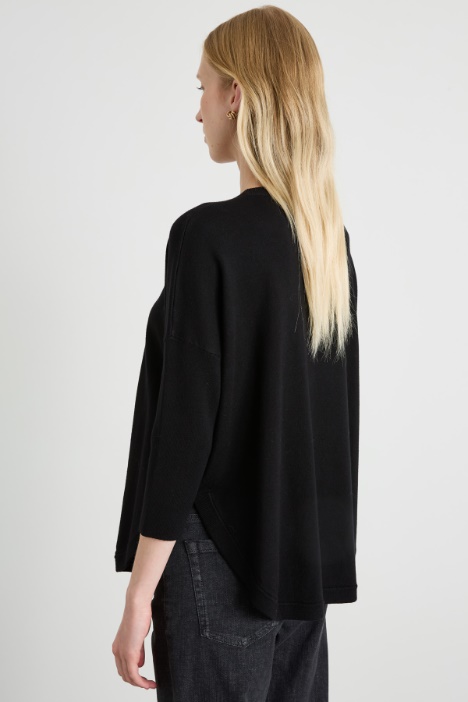 Suéter de bajo redondeado