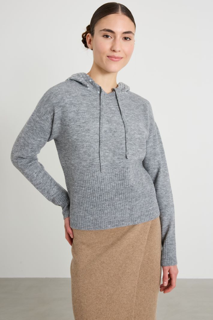 Maglia stile felpa con paillettes