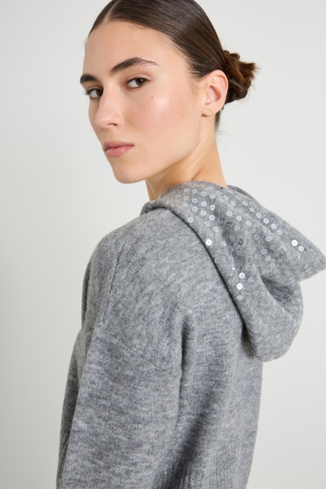 Maglia stile felpa con paillettes