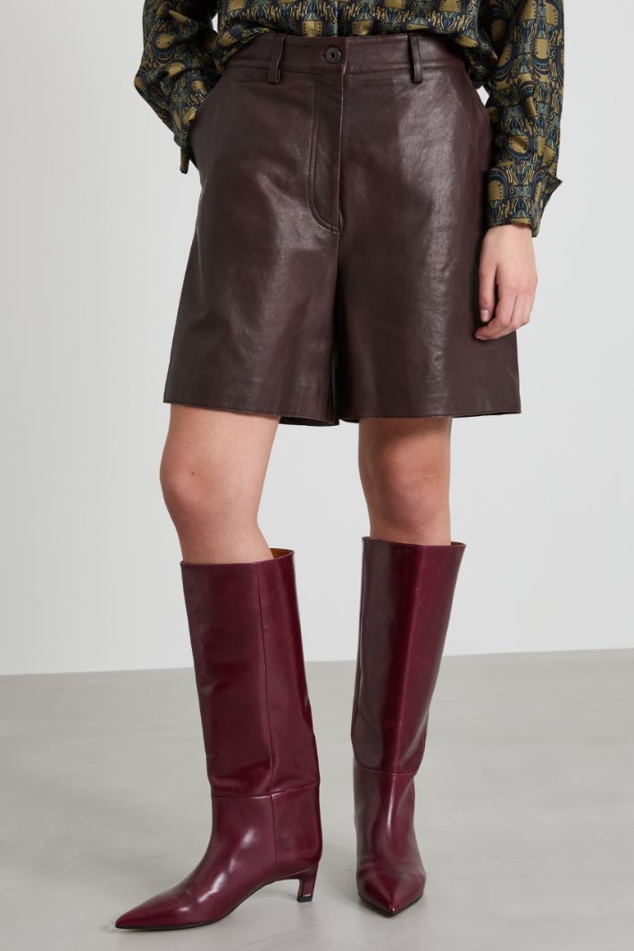 Nappa leather Bermuda shorts Intrend - 4