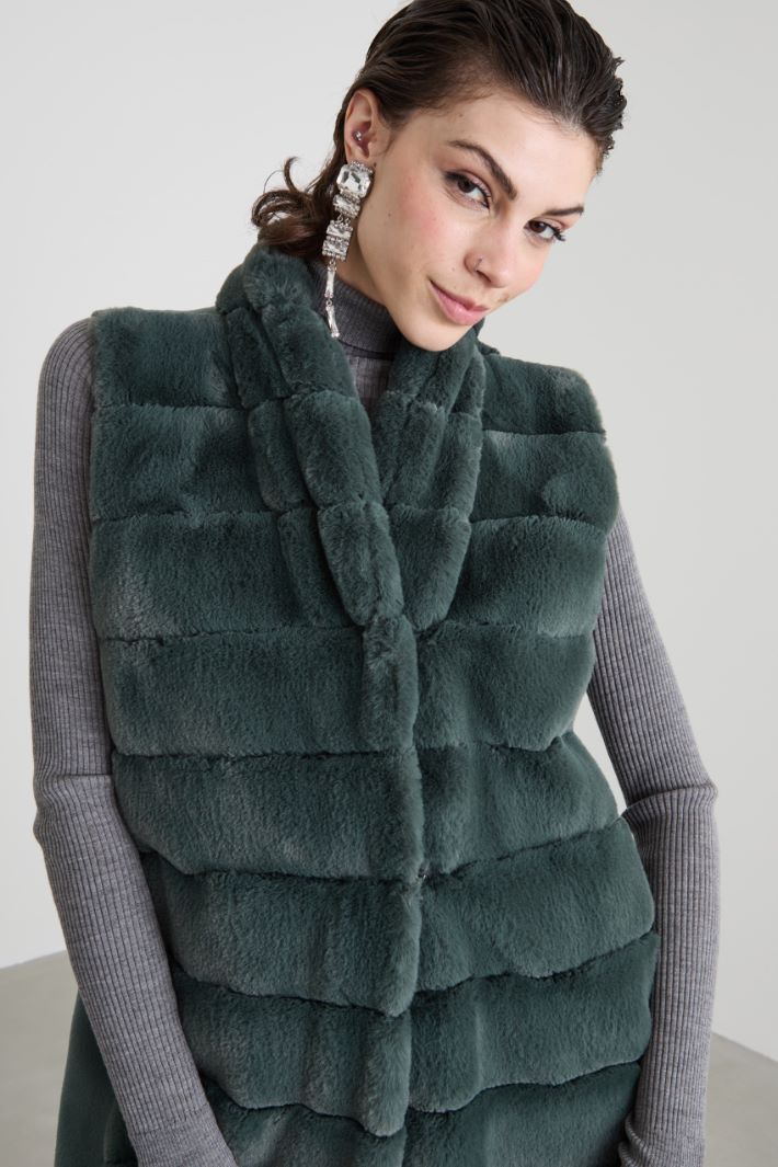 Gilet with peluche-effect inserts Intrend - 4