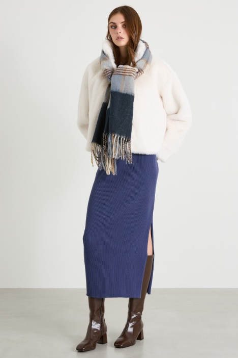Fur effect jacket Intrend