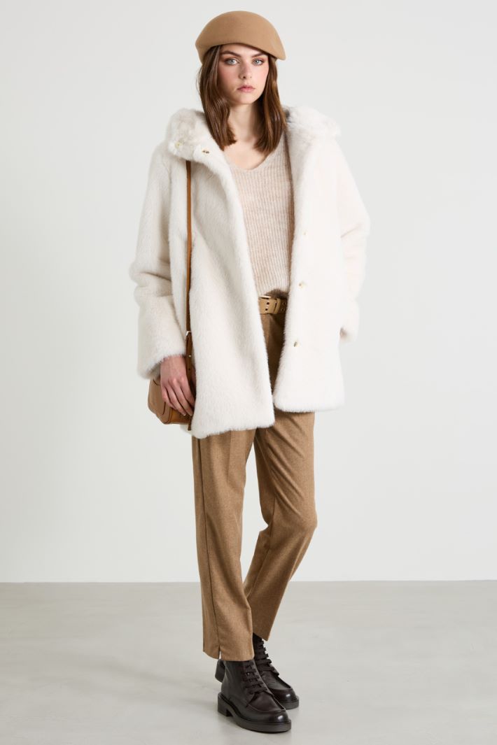 Fur-effect jacket Intrend
