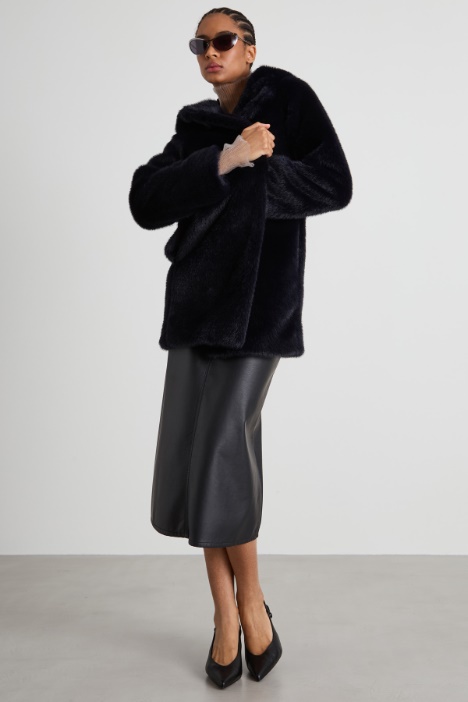 Fur-effect jacket Intrend