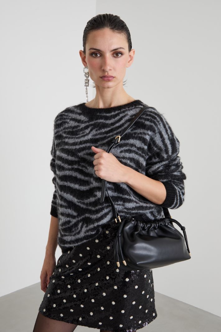 Drawstring shoulder bag Intrend - 5