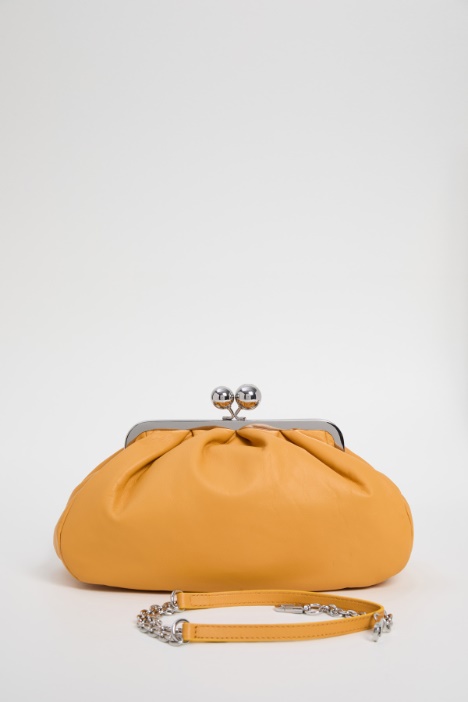 Clutch con sfere asimmetriche