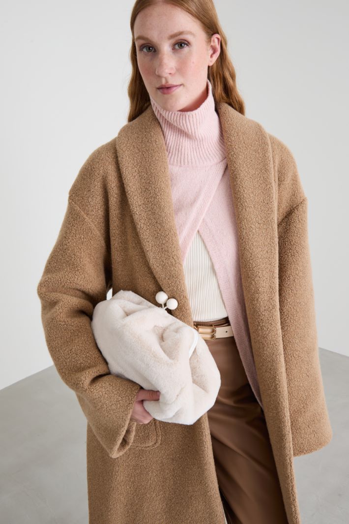 Plush effect clutch Intrend - 5