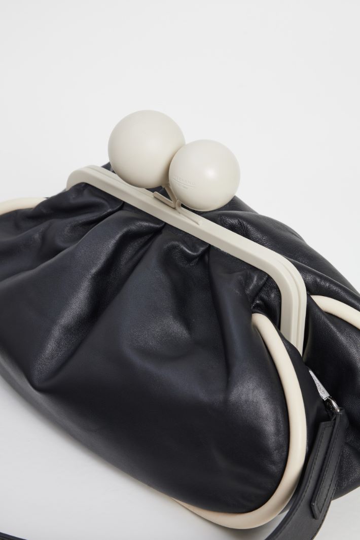 Clutch con profili a contrasto Intrend - 4