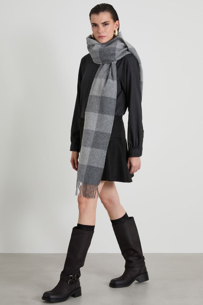 Chequered wool scarf Intrend
