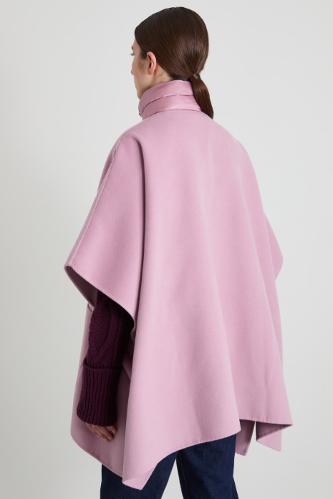 Cappa squadrata in tessuto doppio