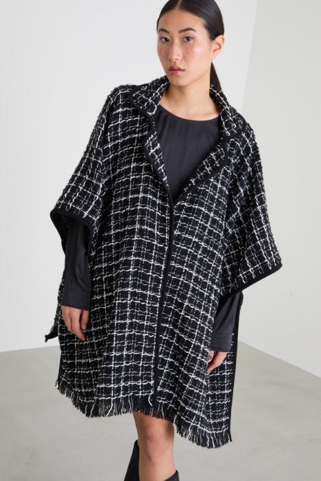 Bouclé poncho Intrend