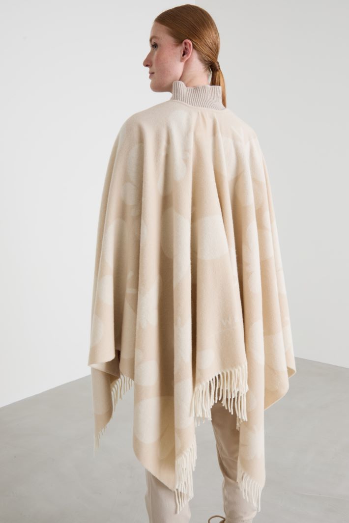Jacquard wool poncho Intrend - 3