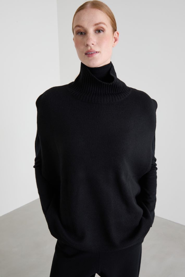 Pure cashmere poncho Intrend