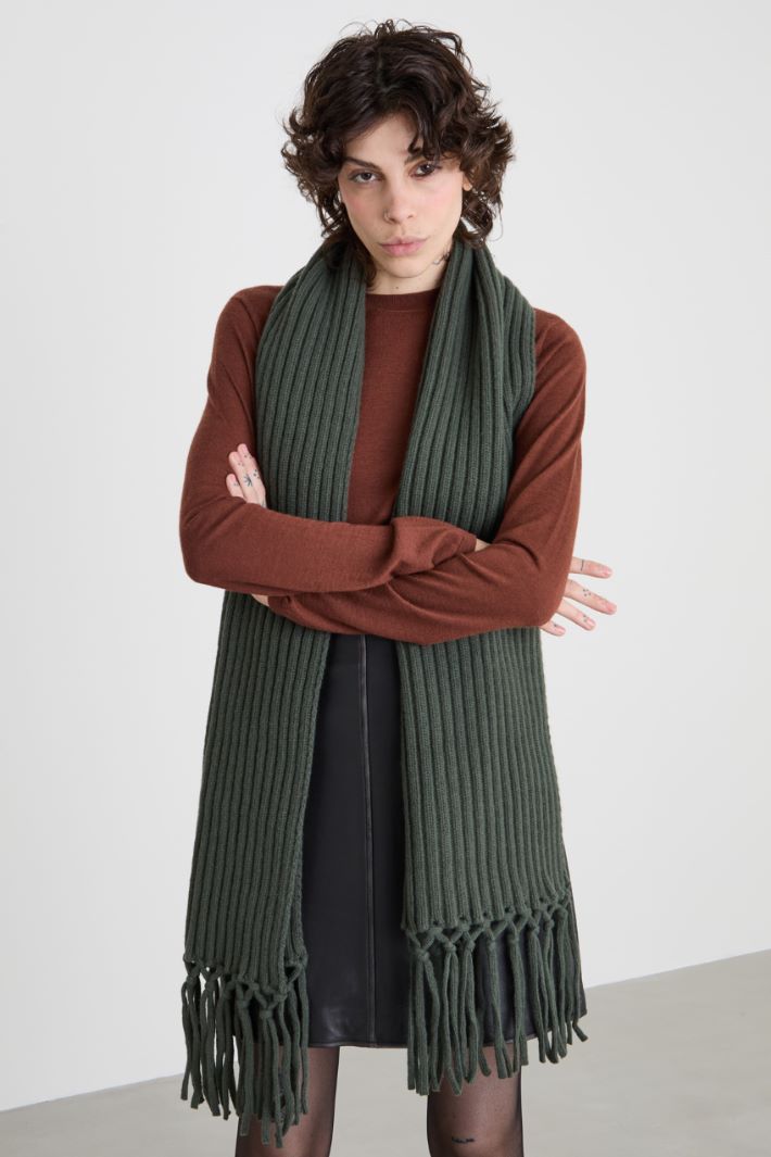 Long wool scarf Intrend